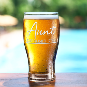 Aunt Established 2022 Etched on 20 oz Pub Glass