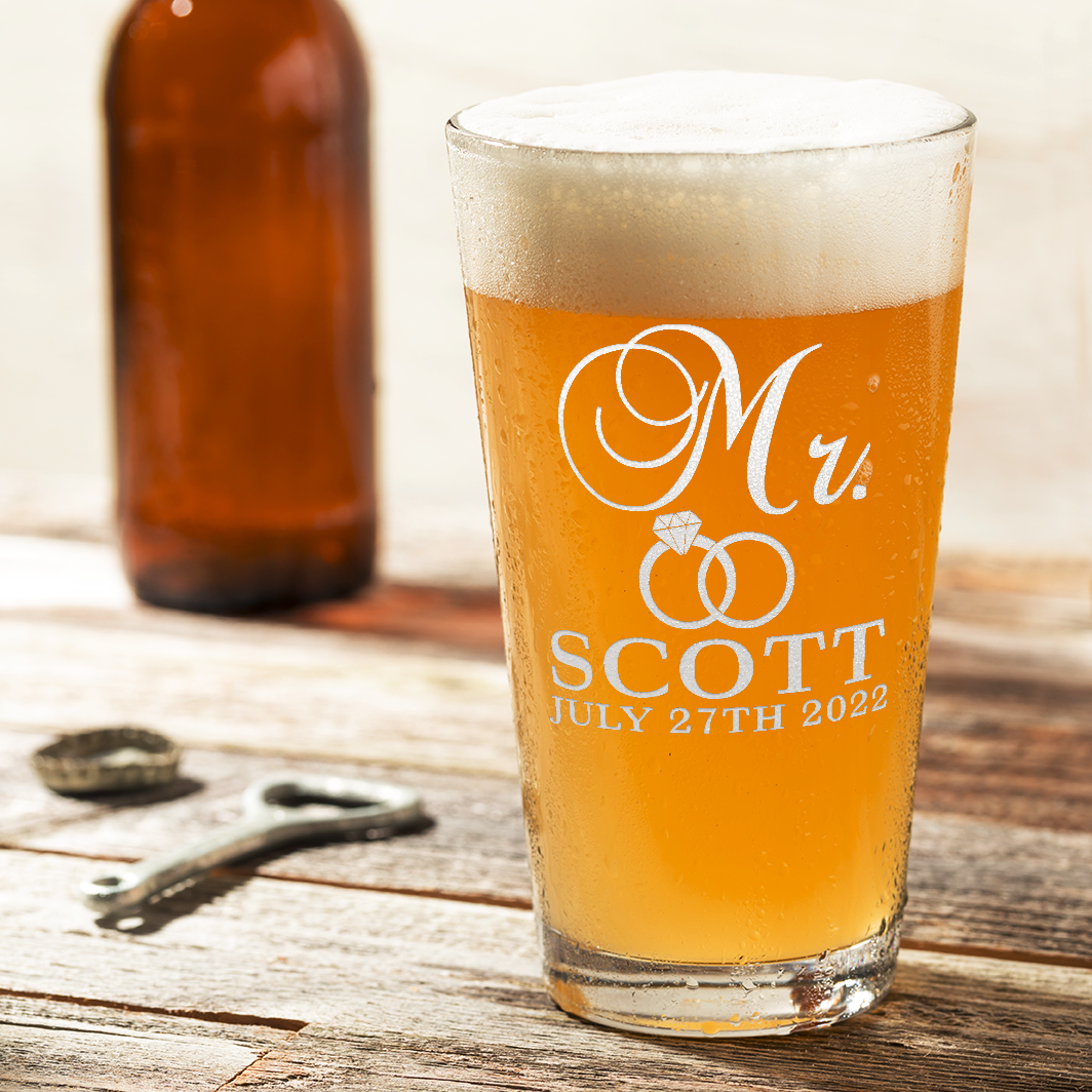 Personalized Mr. Knot Beer Pint Glass