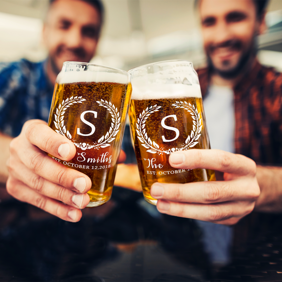 Personalized Crest Monogram Initial and Surname Anniversary Date Etched 16 oz Glass Can