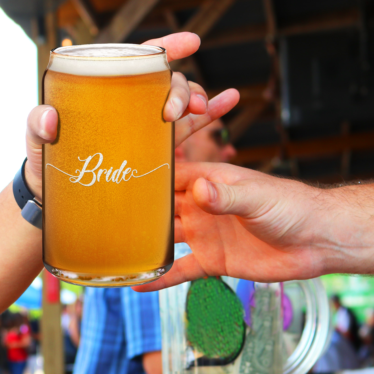  Elegant Bride Etched on 16 oz Beer Glass Can