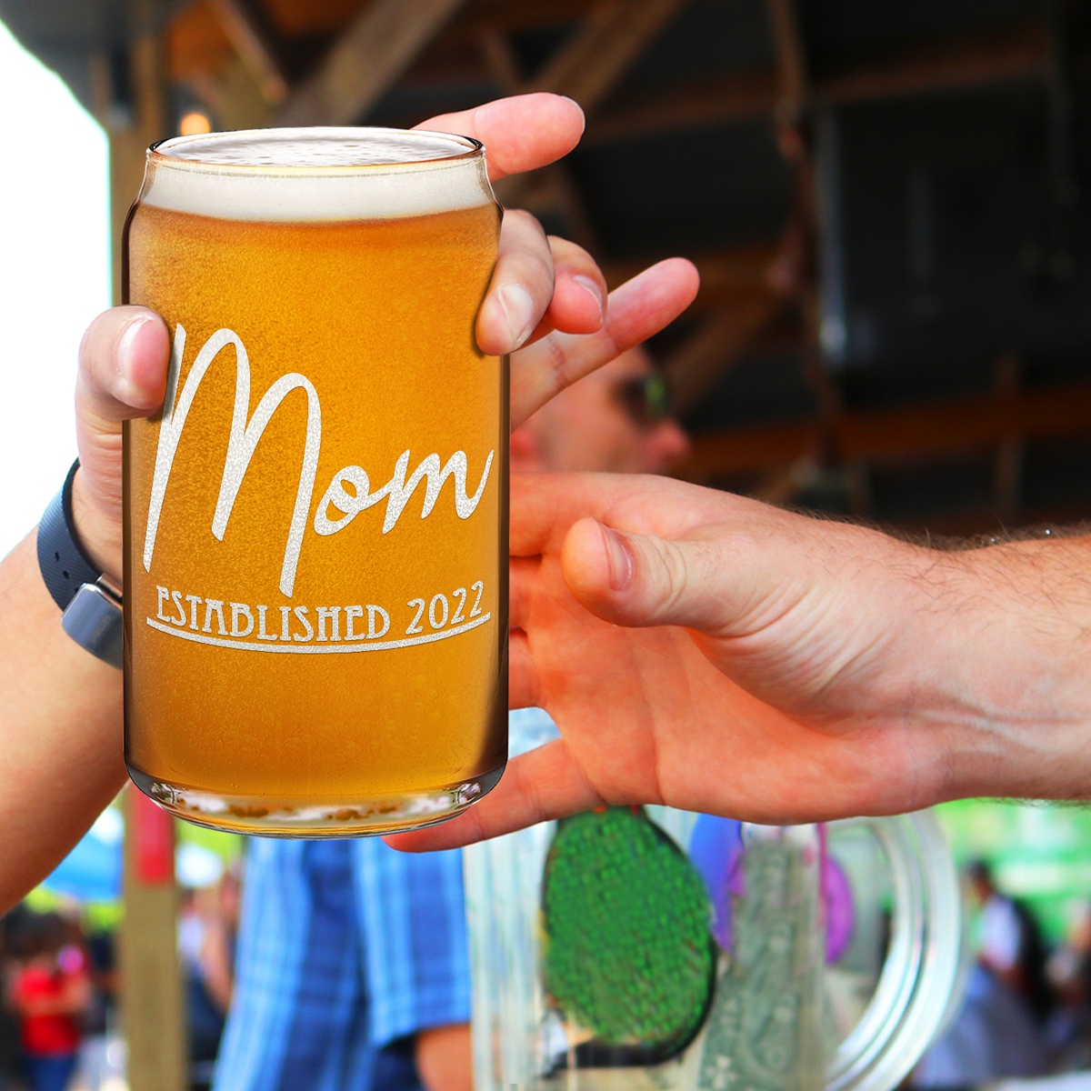  Mom Established 2022 Etched on 16 oz Beer Glass Can