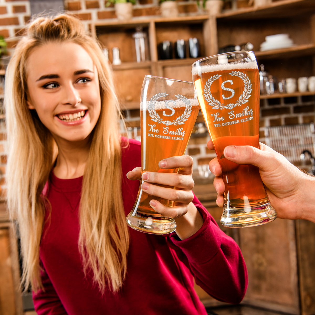 Personalized Crest Monogram Initial and Surname Anniversary Date Etched 16 oz Beer Pilsner Glass