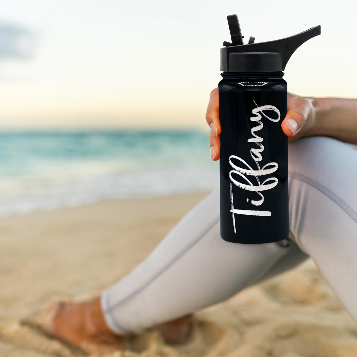 Cuptify Personalized Laser Engraved on Black Gloss 18 oz Bottle