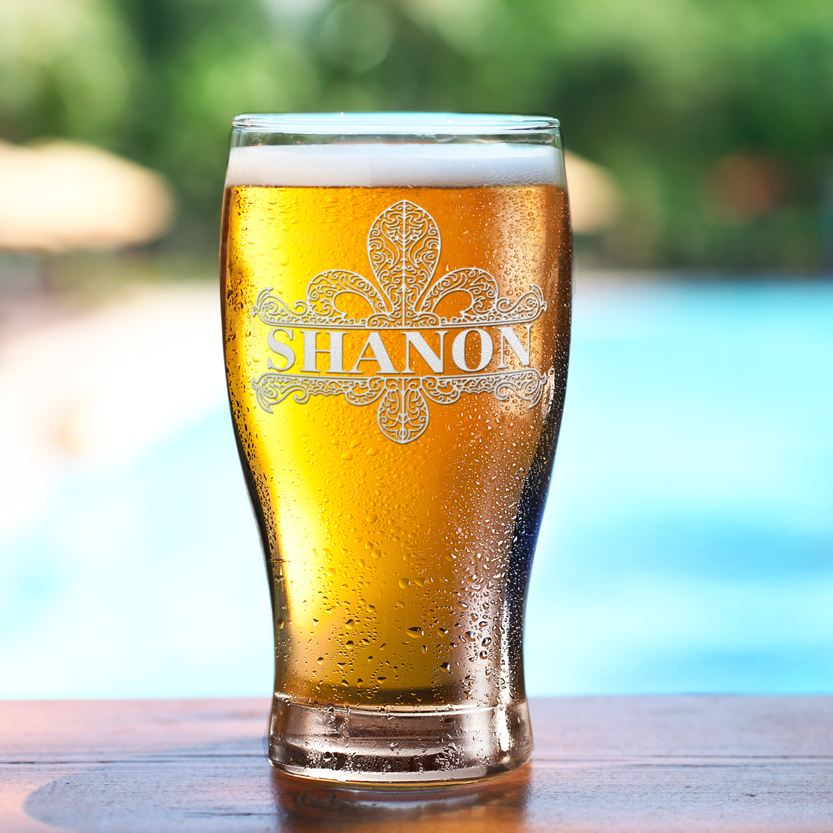 Personalized Fleur de Lis 20oz Beer Pub Glass