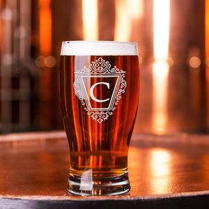 Personalized Classic Crest Monogram Etched 20 oz Beer Pub Glass