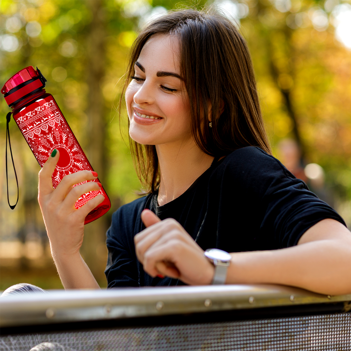 Holiday Deer and Snow Pattern on Red 32 oz Motivational Tracking Christmas Water Bottle