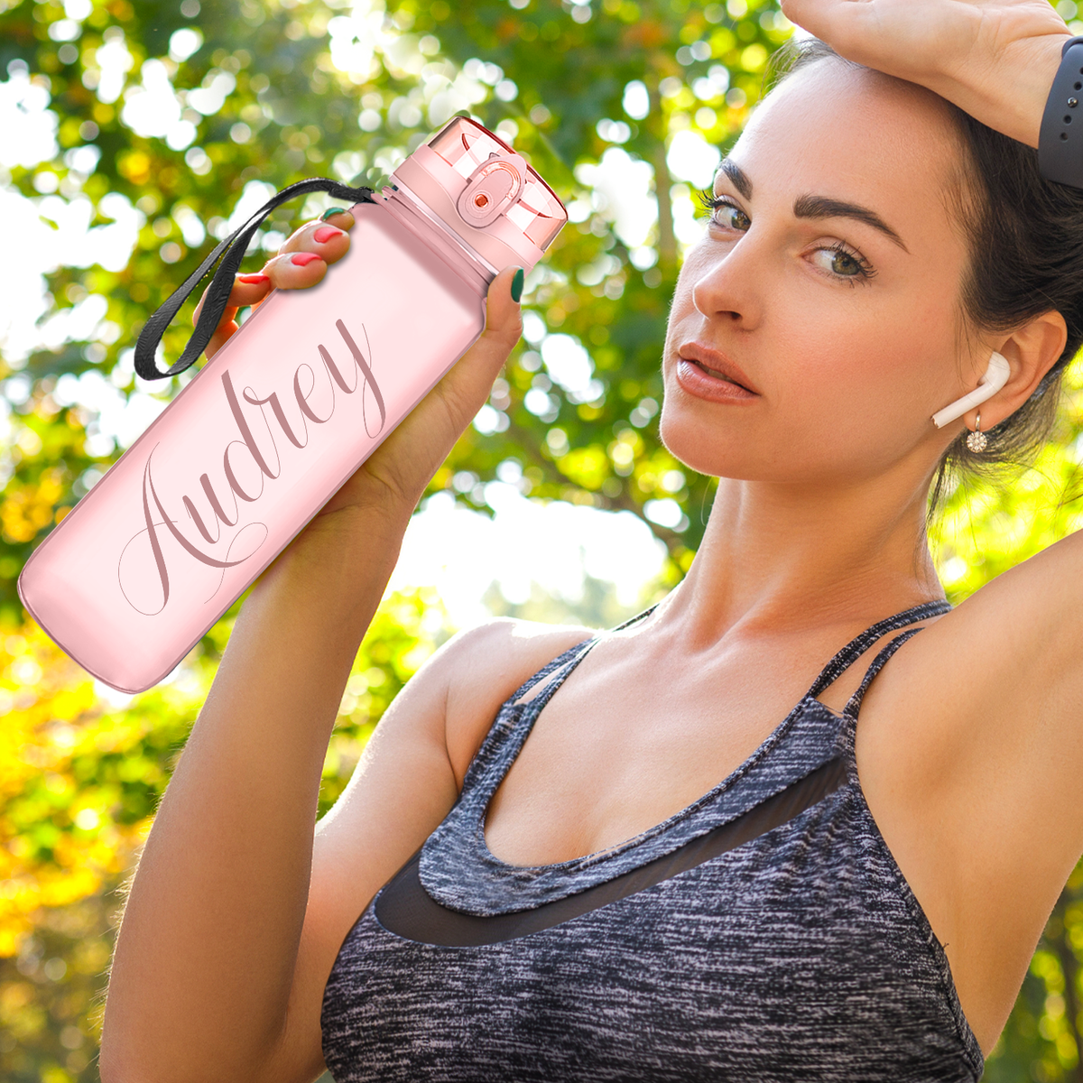 Cuptify Personalized Rose Gold Frosted 32 oz Water Bottle