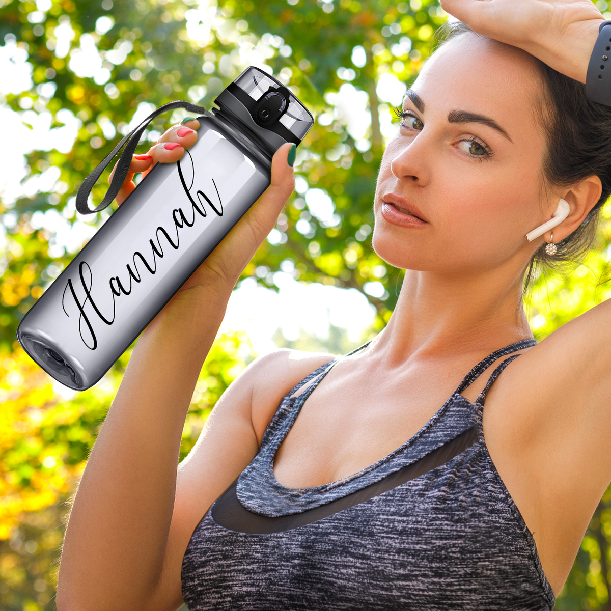 Smoke 32 oz Personalized Motivational Tracking Water Bottle