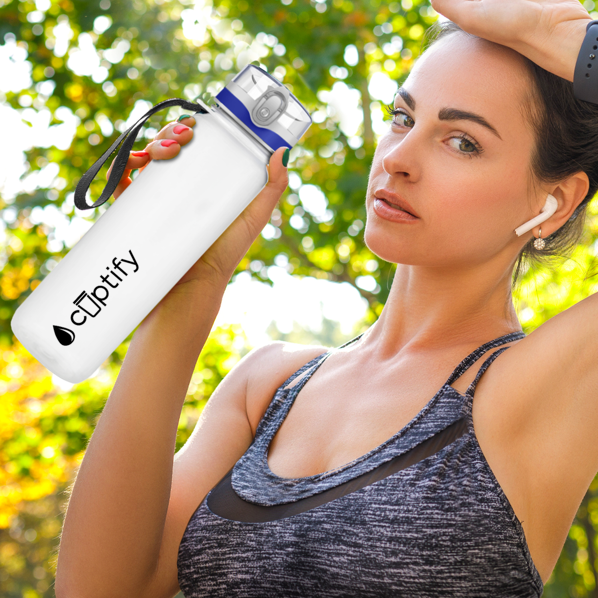 White Frosted 32oz Hydration Tracker Water Bottle