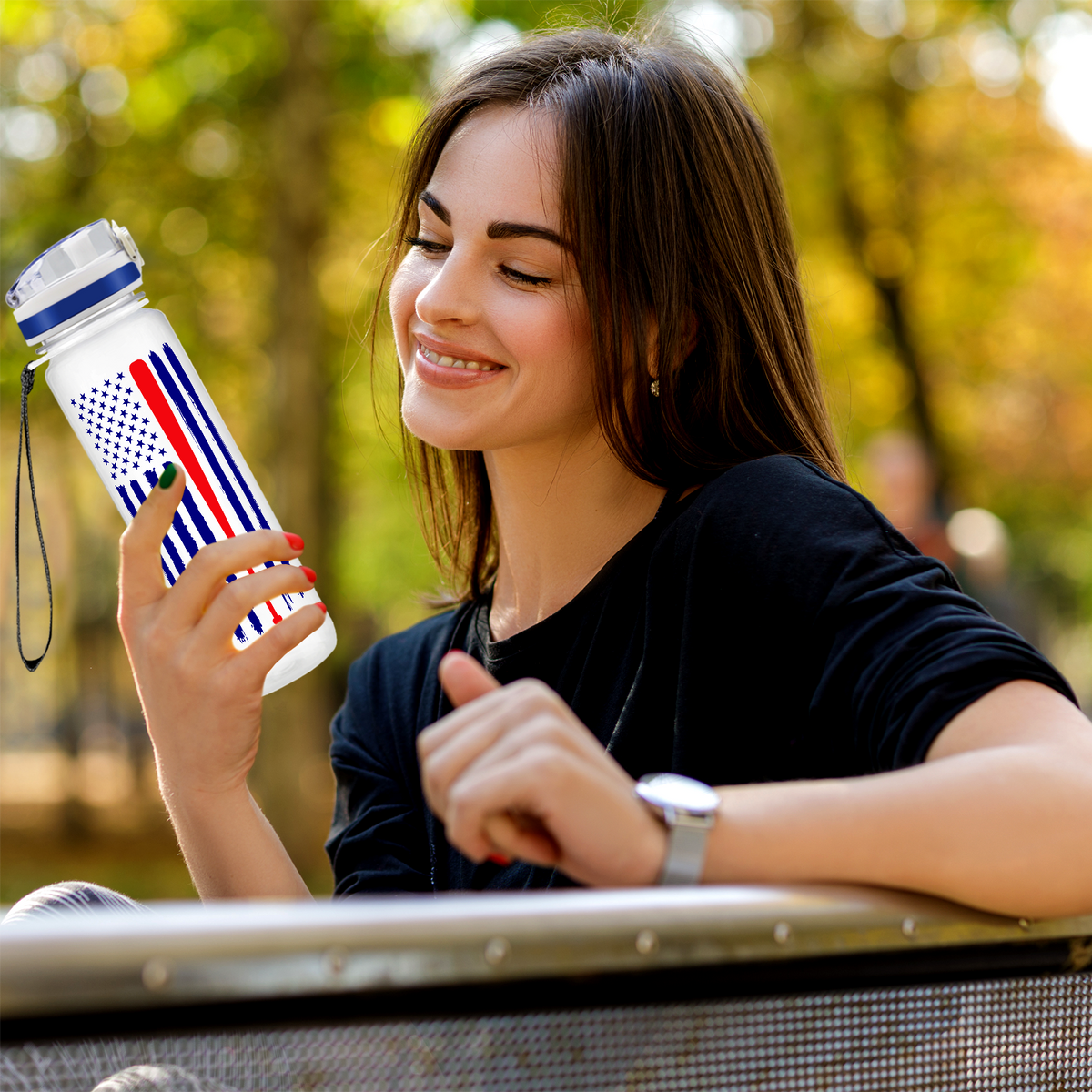 Personalized Distressed Baseball Flag on 32 oz Motivational Tracking Water Bottle