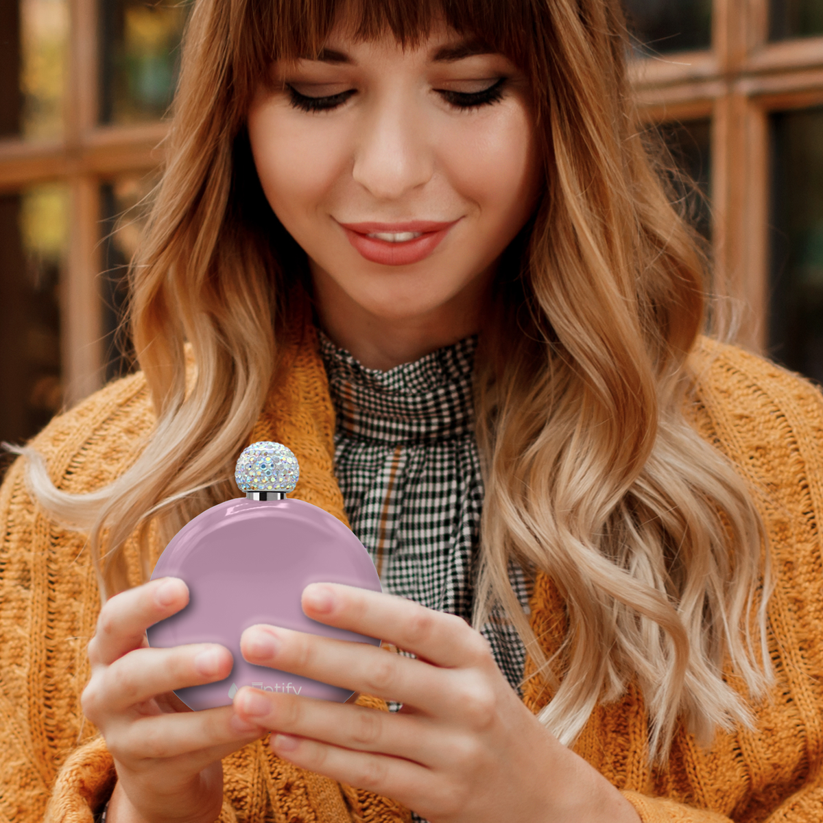 Pastel Pink Gloss 5oz Rhinestone Liquor Flask