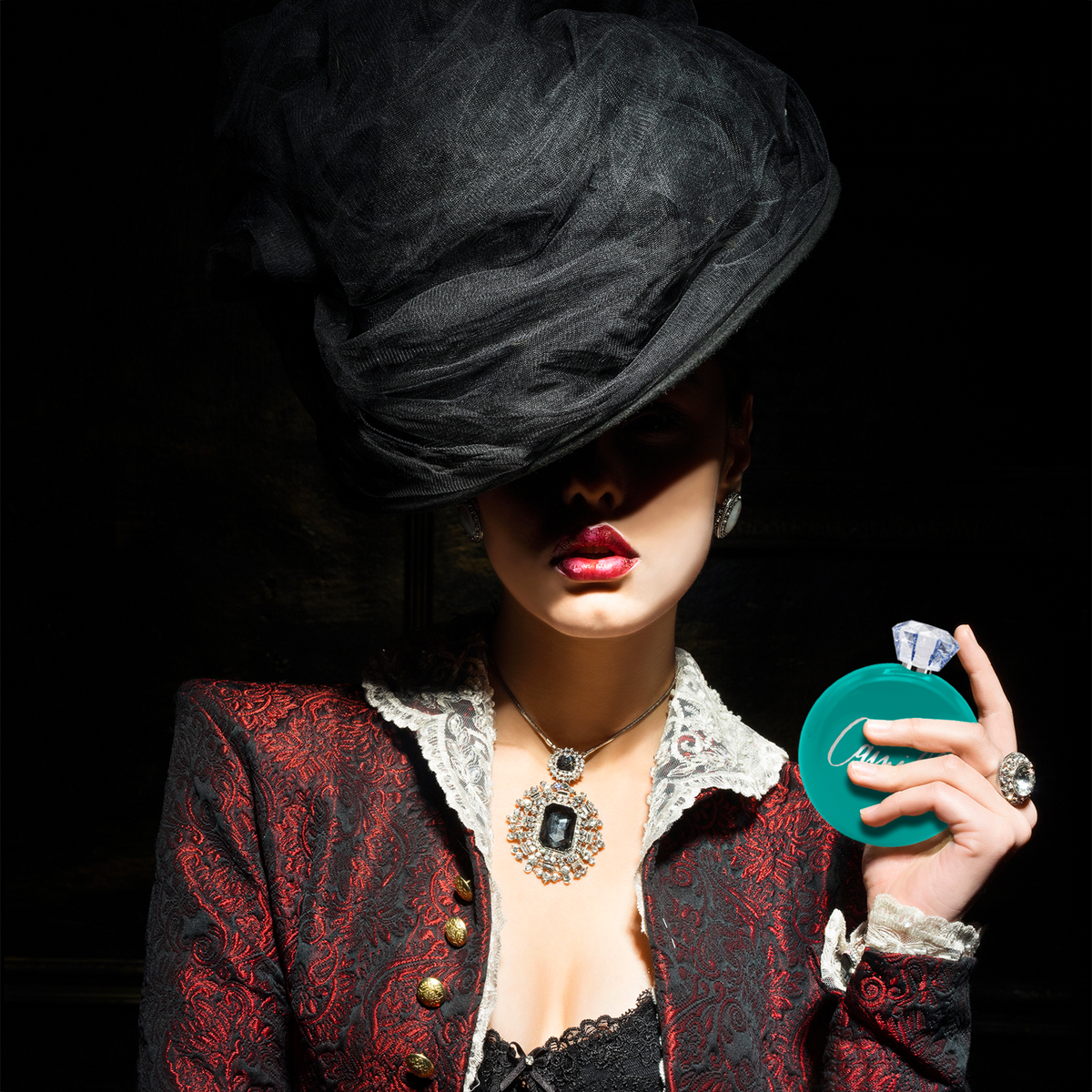 Personalized Aqua Blue Gloss 5oz Jewel Liquor Flask