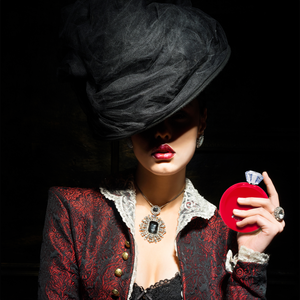 Red Gloss 5oz Jewel Liquor Flask